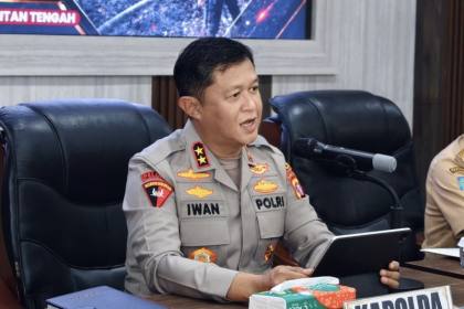 Polda Kalteng uji Hartindo AF31 padamkan bara gambut