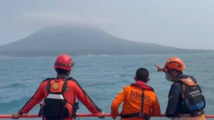 Tim SAR Temukan Empat Benda saat Pencarian Rombongan Jurnalis Hilang di Selat Sunda, Ada Pelampung hingga Helm
