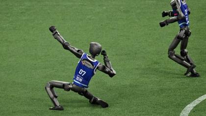 Beijing Pamer Kecanggihan Robot Humanoid, Bisa 'Siuuu' Ronaldo