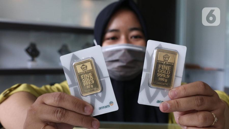 Harga Emas Antam Sepekan: Sempat Meroket, Mendadak Anjlok Parah