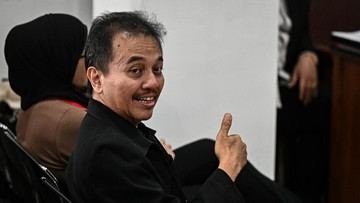 Hakim Tolak Praperadilan Keempat Roy Suryo