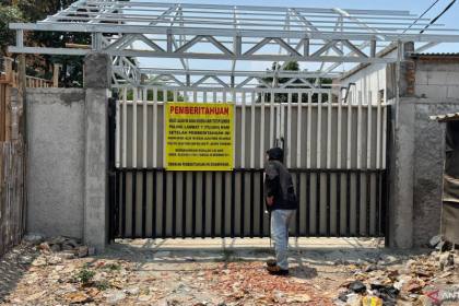 55 KK di Cempaka Putih sudah dua bulan terdampak penutupan akses jalan