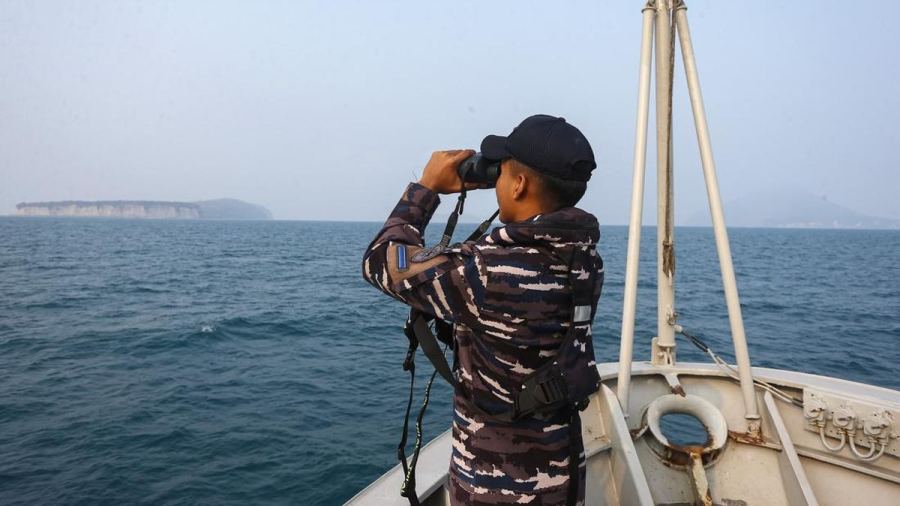 FOTO: Prabowo Perintahkan TNI AL Cari Jurnalis Hilang di Selat Sunda