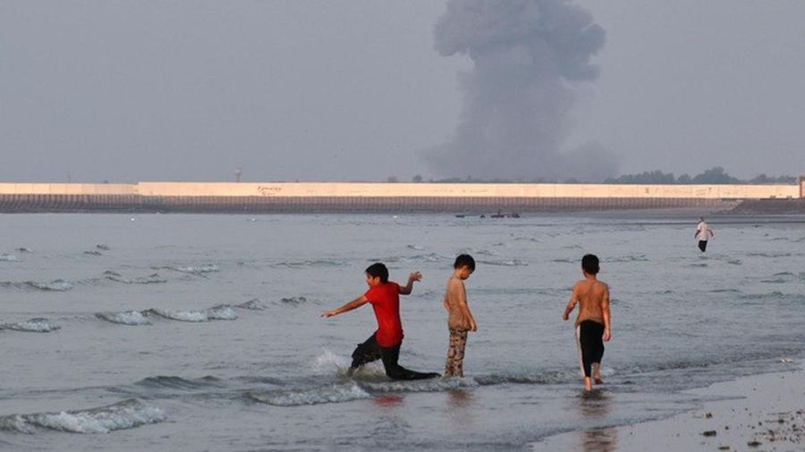 Iran dan Oman Sepakati Koridor Pelayaran Sementara di Selat Hormuz