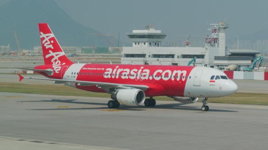 Erupsi Anak Krakatau Ganggu Penerbangan, AirAsia Beri Pilihan ke Penumpang