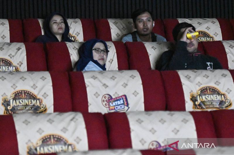 DKI sepekan, bioskop Jaksinema diresmikan hingga larang lapangan padel