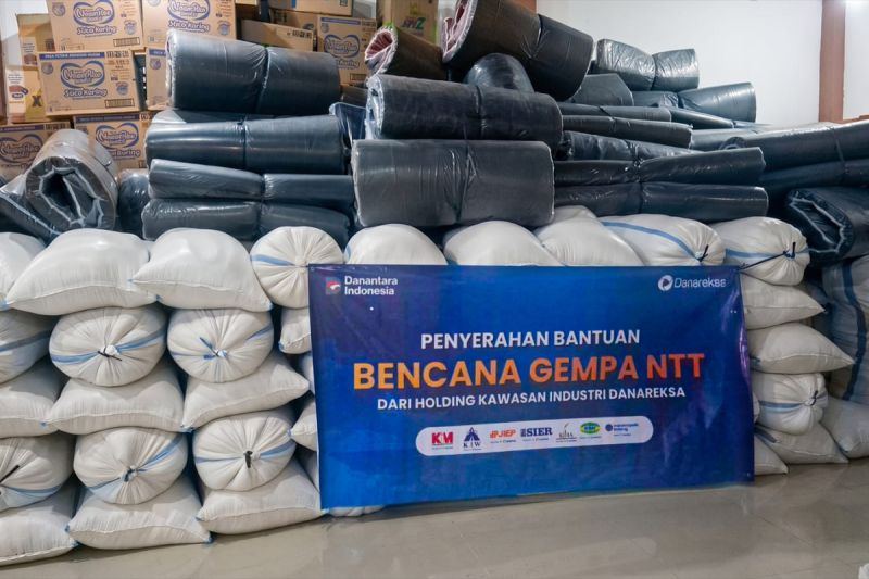 Bantuan untuk korban gempa NTT di Posduklognas Halim capai 46 ton