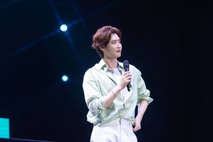 Lee Jong Suk batal bintangi "Iseop's Romance" karena masalah jadwal
