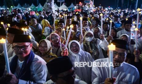 Tradisi Ngeropok Meriahkan Maulid Nabi di Kota Serang