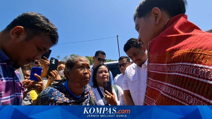 Momen Gibran Diulosin Saat Datang ke Tukka Tapanuli Tengah