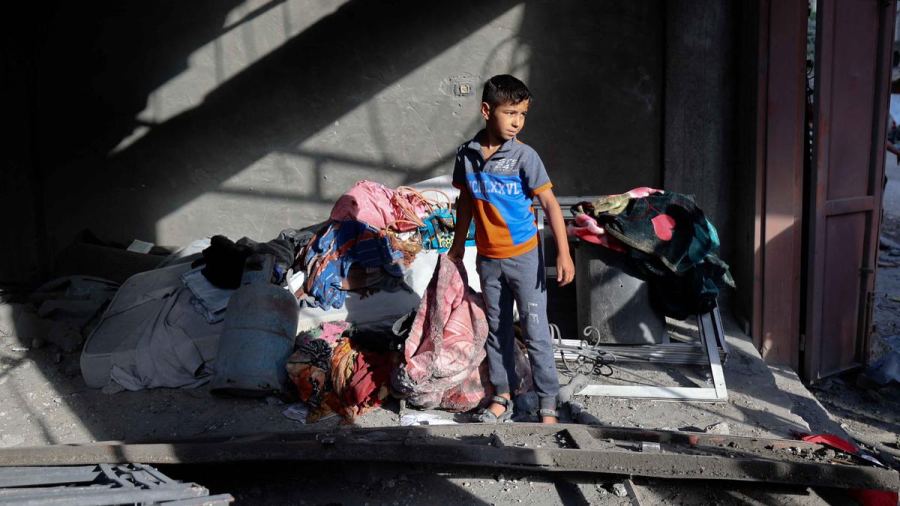 Tangis Anak Gaza, Terpaksa Hancurkan Layangan Kesayangan karena Israel
