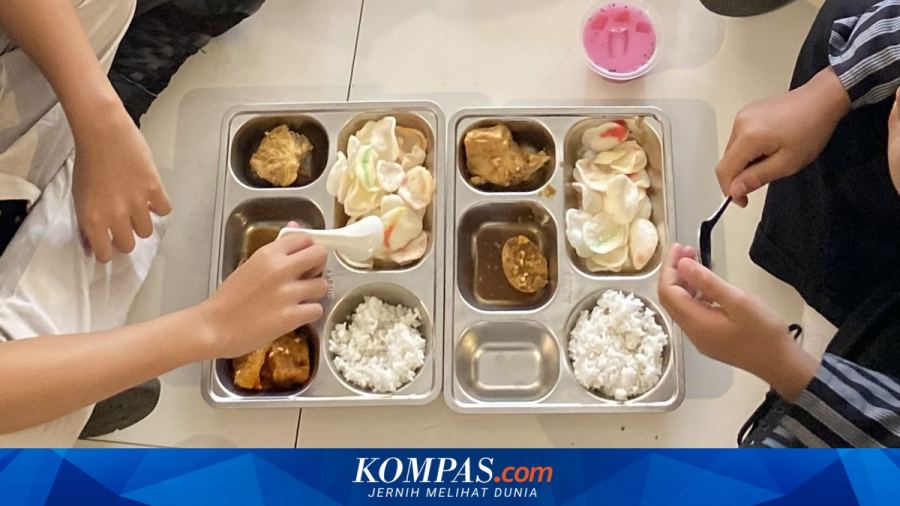 MBG Dihentikan di Sejumlah Daerah di Jabar imbas Erupsi Gunung Anak Krakatau