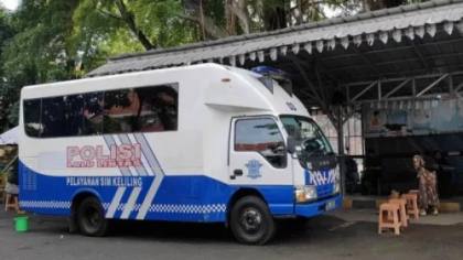 Kursi dan Meja Sekolah Ditata Tandai Pemulihan Pascagempa