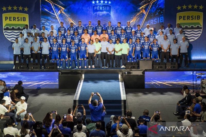 Daftar skuad Persib Bandung untuk musim kompetisi 2026/2027