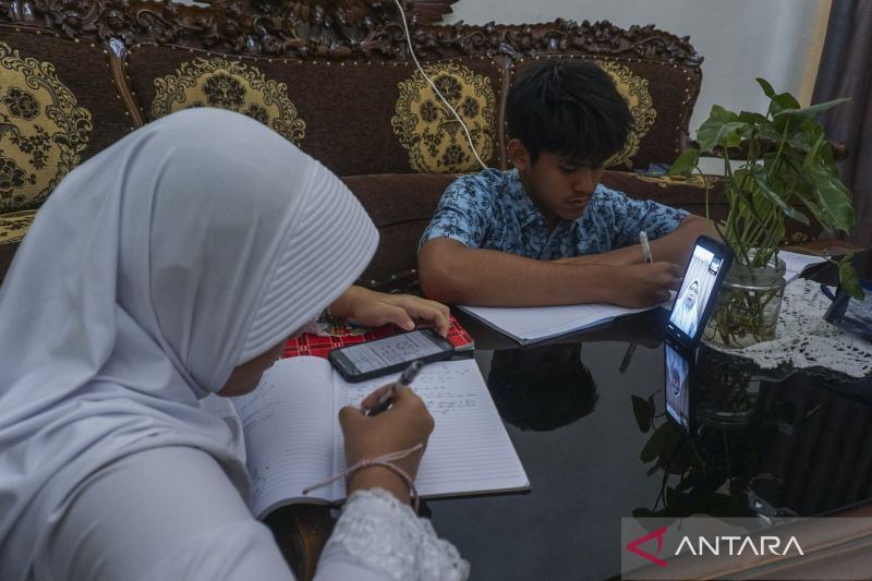 DKI terapkan PJJ pastikan warga sekolah aman