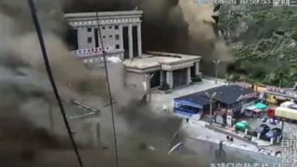 384 Wisatawan Dilaporkan Hilang Tersapu Banjir Bandang serta Longsor Lumpur Dahsyat di Perbatasan Nepal-China