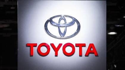 Di luar kebiasaan, Toyota produksi mobil listrik Lexus di China