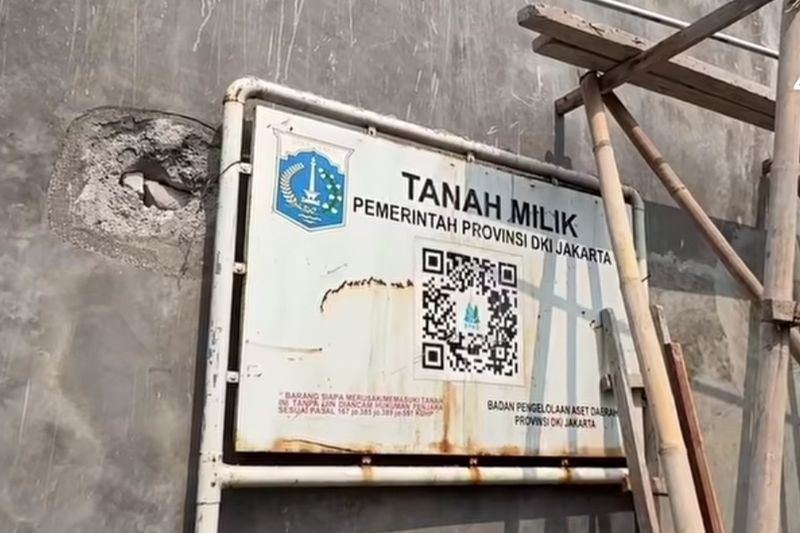 Jakbar tindak tegas pembangunan lapangan padel di lahan Pemprov DKI