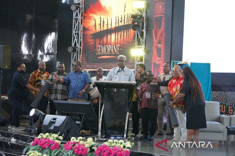 Bupati Mimika : Temu alumni Binterbusih perkuat sinergi bangun Papua