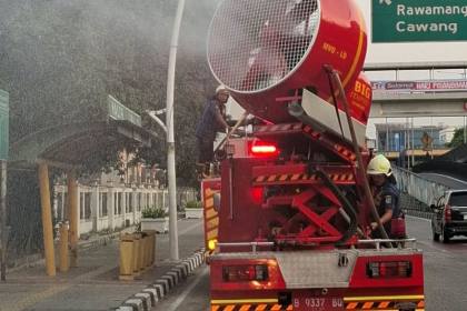Pemkot terus berupaya kurangi dampak abu vulkanik di Jakut