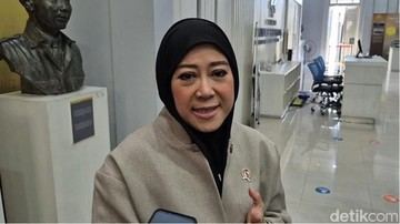 Menkomdigi Imbau Warga Waspadai Dampak Erupsi Anak Krakatau