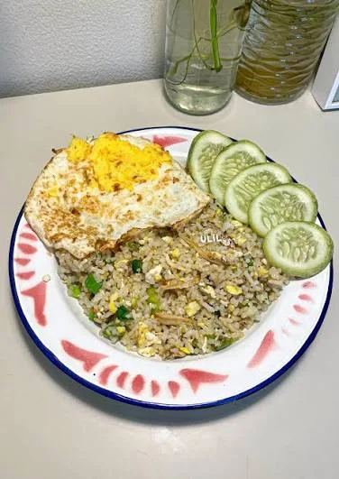 Resep Nasi Goreng Kampung dengan Telur dan Teri, Praktis untuk Sarapan | LPP RRI