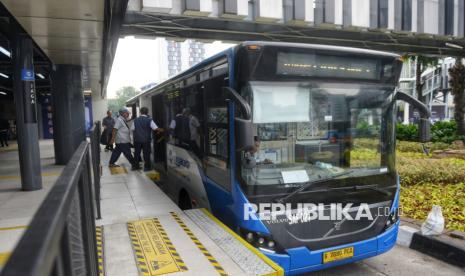 Bantah Pengemudi Ugal-ugalan, Transjakarta Berikan Klarifikasi
