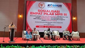 Iyeth Bustami Soroti Bahaya Medsos, Minta Guru Bentengi Generasi Muda