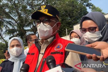 Gubernur Banten: Erupsi Anak Krakatau tak berpotensi tsunami