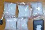Polisi Tangkap Dua Pengedar Sabu di Bekasi, 16 Paket Disita dari Selokan dan Tas