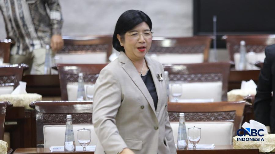 Resmi Jadi Gubernur BI! Destry Ucap Sumpah Jabatan di MA