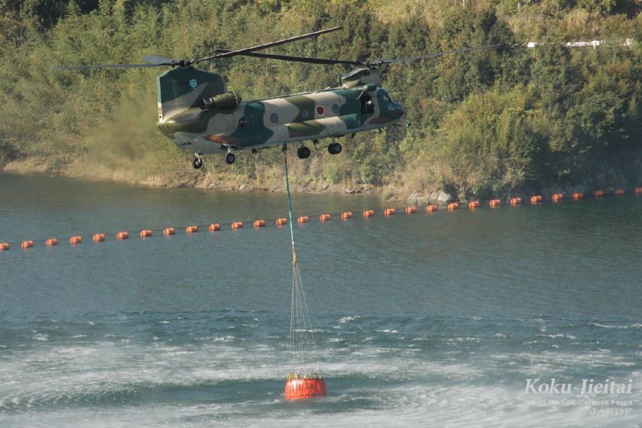 Spesifikasi CH-47 Jepang yang Bantu Padamkan Karhutla, Helikopter Angkut Berat yang Tak Dimiliki Indonesia