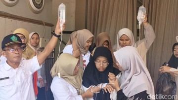 556 Santri di Sidoarjo Diduga Keracunan, Menu MBG Diuji Lab