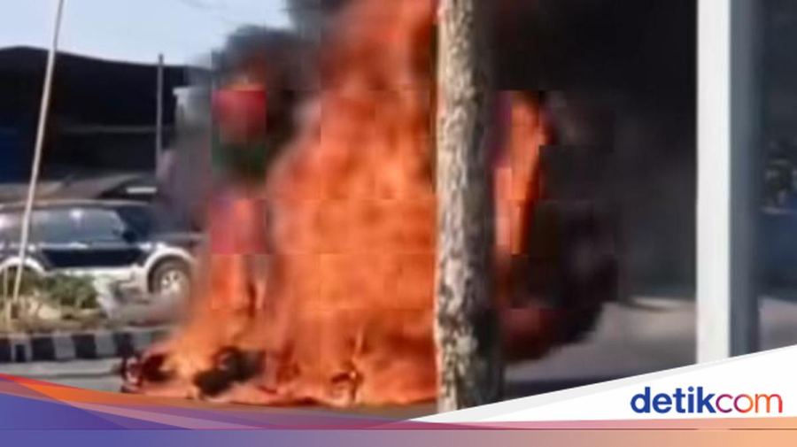 Bentrokan di Jalan Leimena Makassar Diduga Masalah Lahan, 4 Motor Dibakar