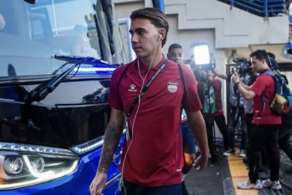 Persib Bandung pinjamkan bek Dion Markx ke Persita Tanggerang