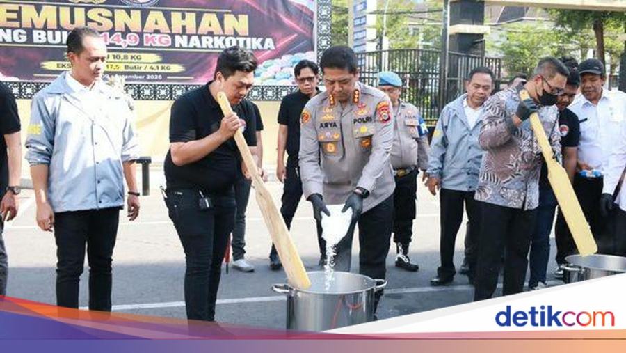 Sabu 9 Kg Hasil Selundupan Sindikat Joker Malaysia di Makassar Dimusnahkan
