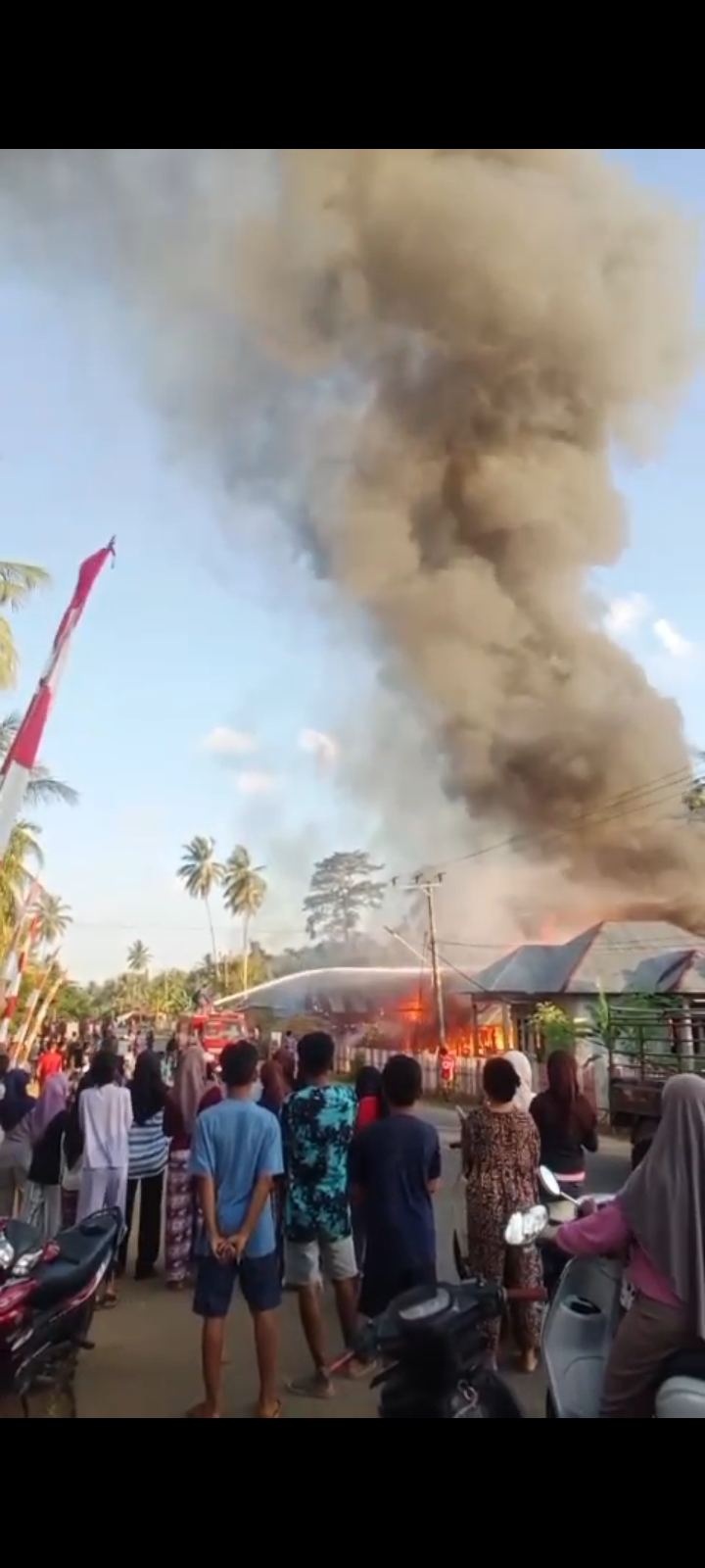Lupa Matikan Kompor Gas Usai Memasak, Dua Rumah di Desa Wakontu Muna Barat Dilahap Si Jago Merah