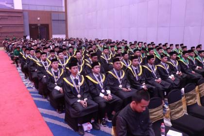 Wisuda IX dan Babak Baru IAI STIBA Makassar: Rektor Targetkan Tiga Prodi Luluskan Sarjana Tahun Depan