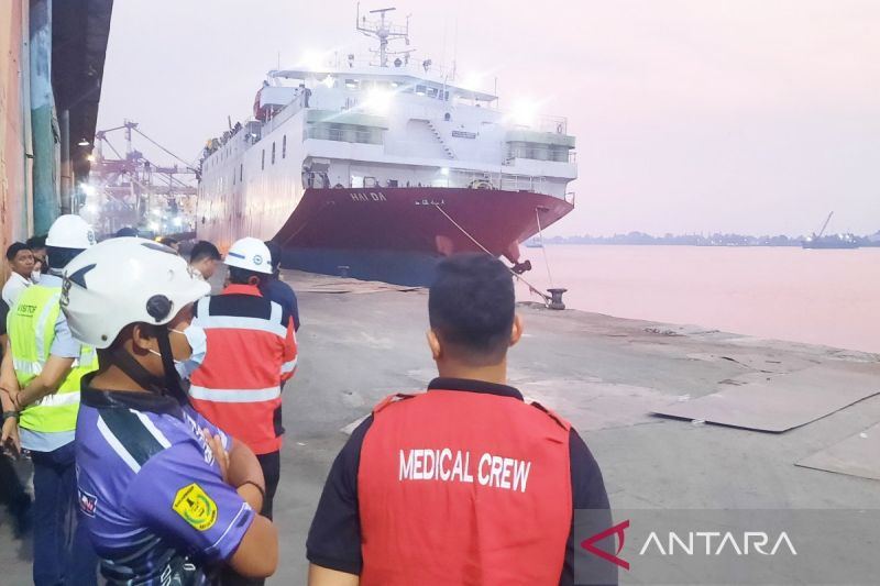 MV Haida tiba di Banjarmasin bawa 49 penumpang selamat Kapal Virgo