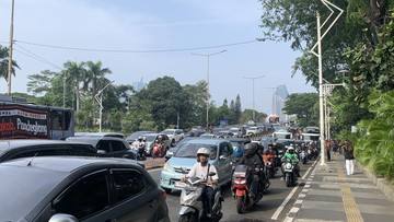 Lalu Lintas Sekitar GBK Macet Jelang Laga Persija Vs Persib