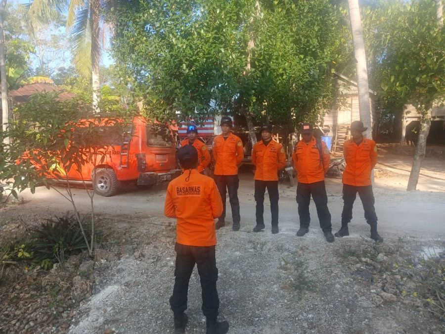 Tim SAR Bagi Tiga Sektor Cari Warga Hilang di Buton Tengah | LPP RRI