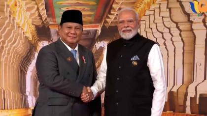 Disambut Modi, Prabowo Tiba di KTT BRICS New Delhi
