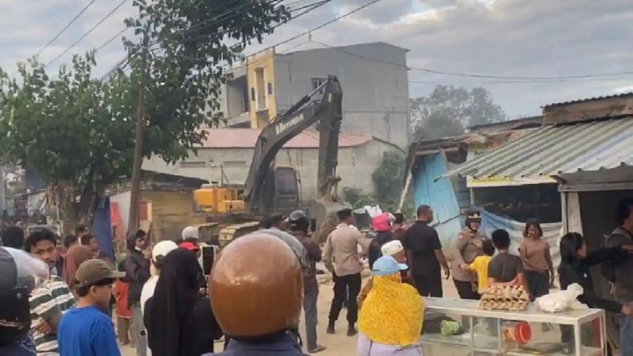 Detik-detik Pembongkaran Bangunan di Bypass Kendari Sulawesi Tenggara, Sempat Diwarnai Kericuhan