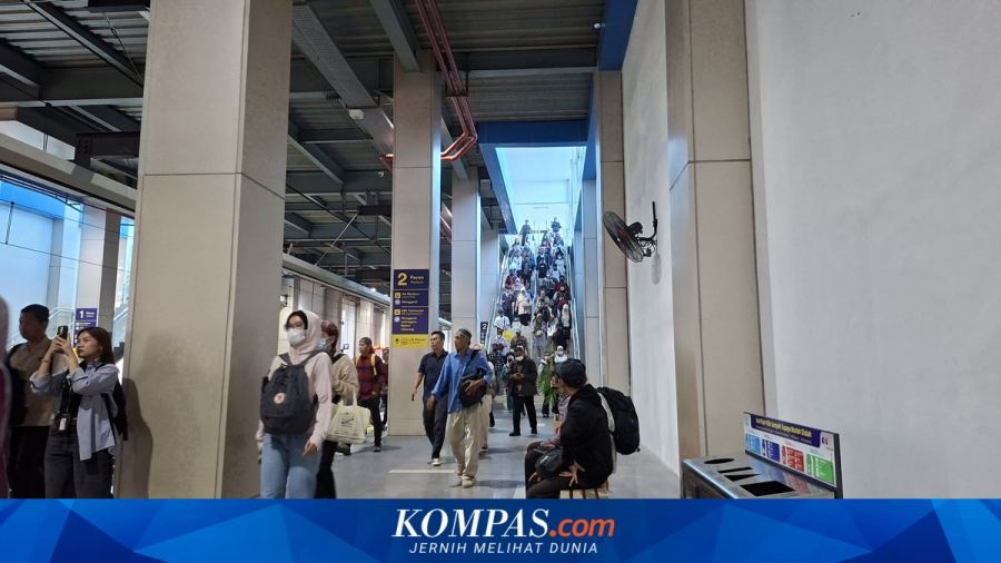 Pengguna Commuter Line Mulai Hari Ini Tak Bisa Naik Turun di Stasiun Karet