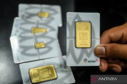 Harga emas Antam pada Selasa naik Rp18.000 menjadi Rp2,768 juta/gr
