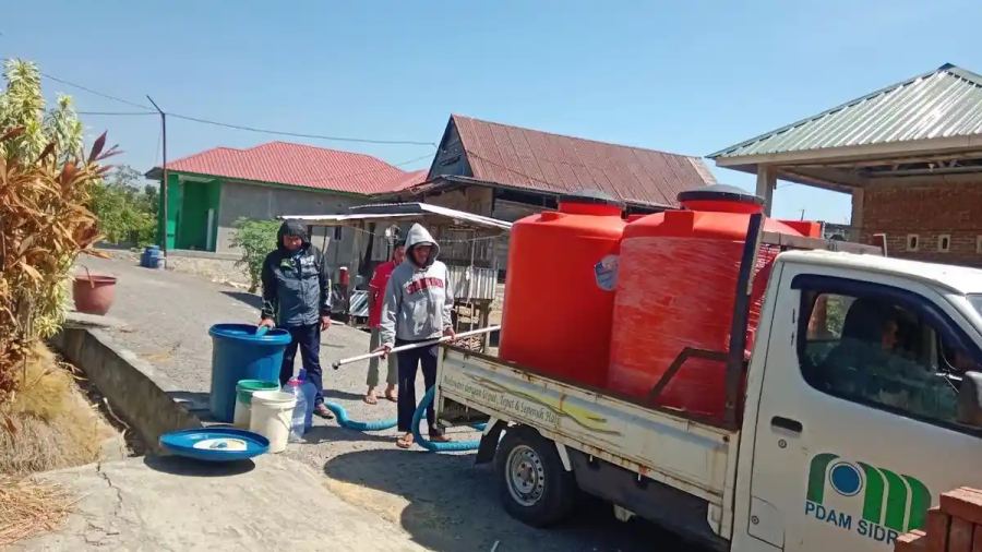 Kekeringan di Sidrap, Perumda Tirta Saromase Salurkan 4.800 Liter Air Bersih per Hari