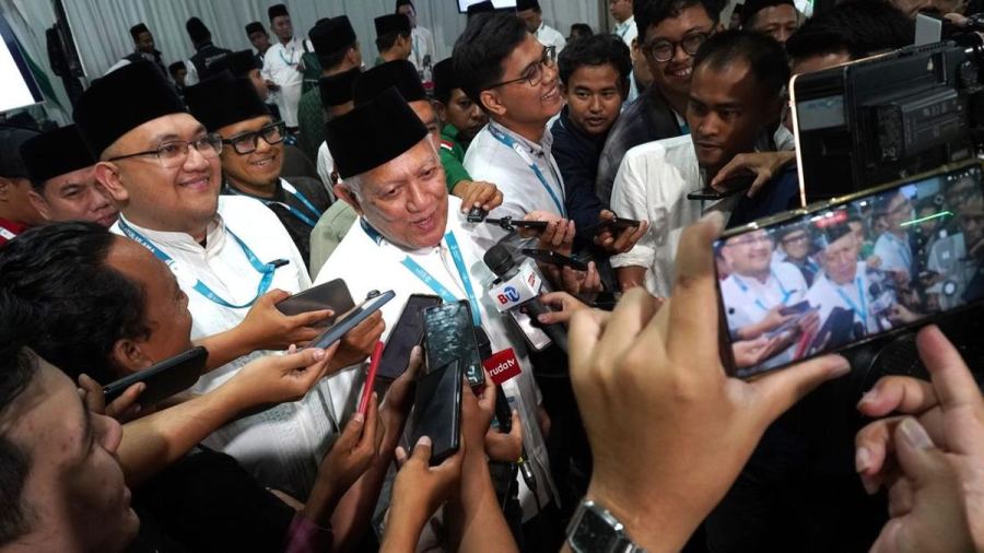 Gus Kikin Teken Kontrak Jam'iyyah Usai Ditetapkan Jadi Ketum PBNU