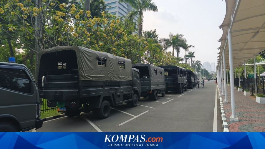 Suasana DPR Menjelang Demo 27 Agustus: Jalan Mulai Disterilkan, Pengamanan di Dalam Diperketat