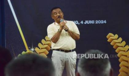 Haji Umuh Minta Bobotoh tak ke GBK, Dukung Persib dari Rumah