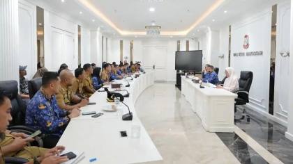 Data Iuran Sampah Tak Seragam, Munafri Minta Camat-Lurah Turun Cek Rumah Warga